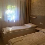 Mosoly Szallashely Penzion Segedín
