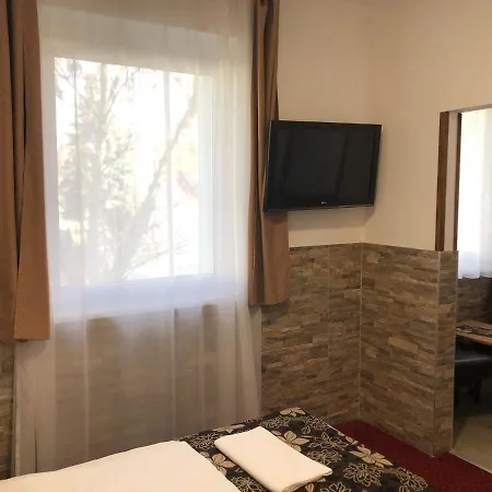 Mosoly Szallashely Guest house 2*