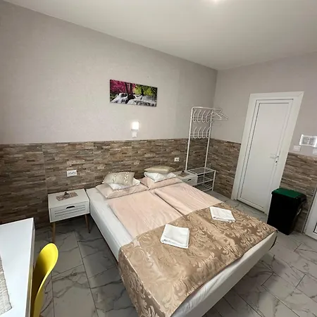 Mosoly Szallashely Guest house Szeged