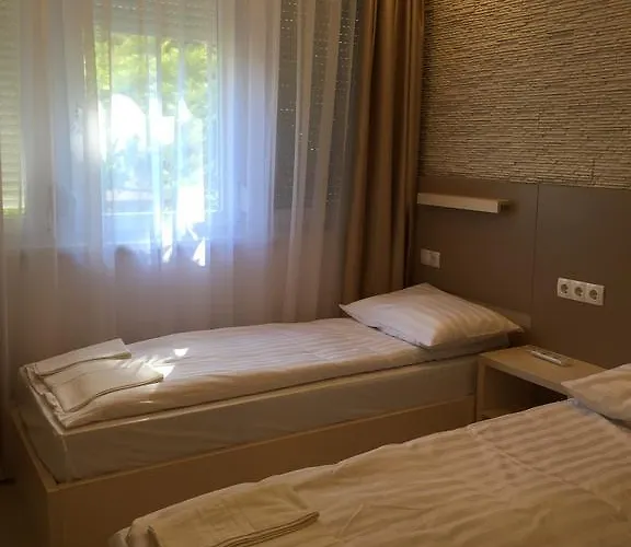 Mosoly Szallashely Casa de hóspedes Szeged